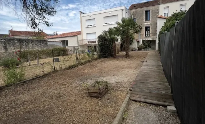 Remise en etat d'un jardin à Saintes, Saintes, Arbo’Côte Paysage